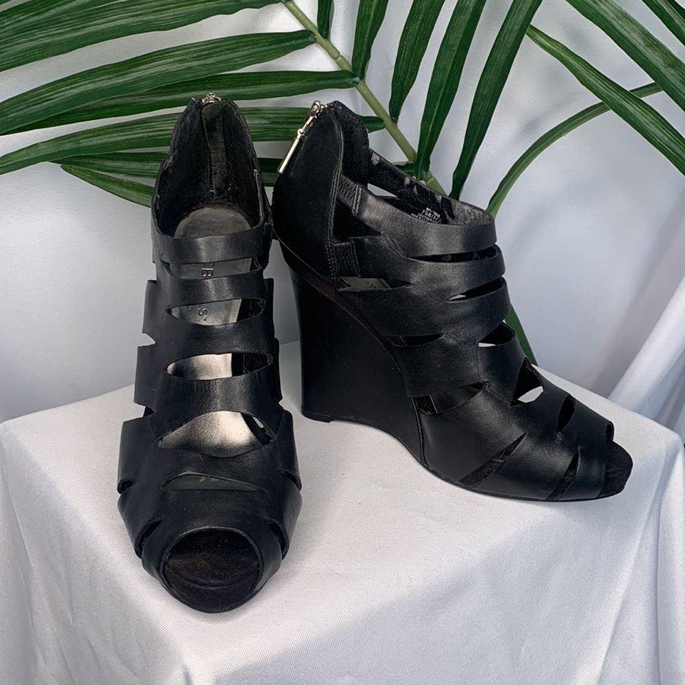 BCBG caged platform heel